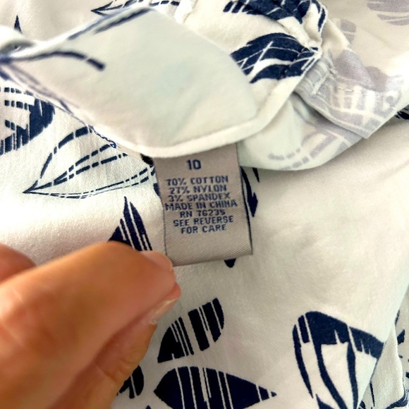 Coral Bay Women’s Navy and White Butterfly Print Capris Size 10 - Picture 7 of 8